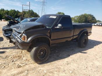  Salvage Chevrolet S-10