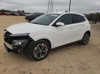  Salvage Hyundai KONA