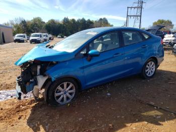  Salvage Ford Fiesta