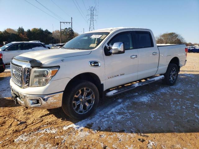  Salvage Nissan Titan