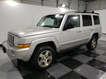  Salvage Jeep Commander