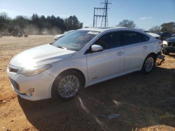  Salvage Toyota Avalon