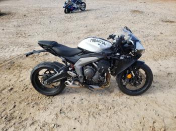  Salvage Triumph Motorcycle Daytona 66