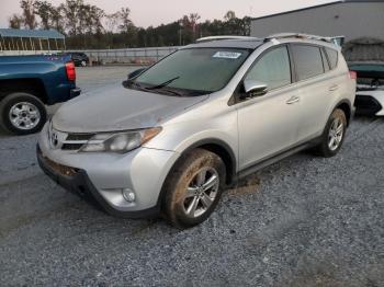  Salvage Toyota RAV4