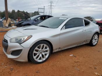  Salvage Hyundai Genesis