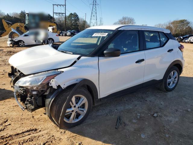  Salvage Nissan Kicks