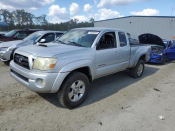  Salvage Toyota Tacoma