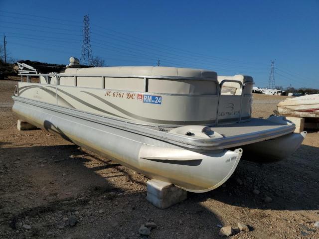  Salvage Bennington Marine 2575 Rl