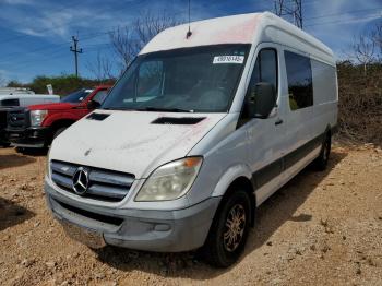  Salvage Mercedes-Benz Sprinter