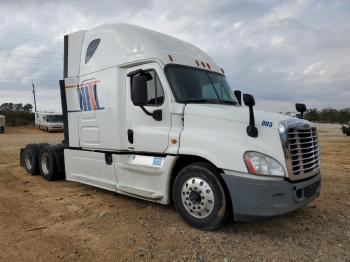  Salvage Freightliner Cascadia