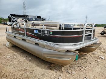  Salvage Sun Tracker Bass Buggy