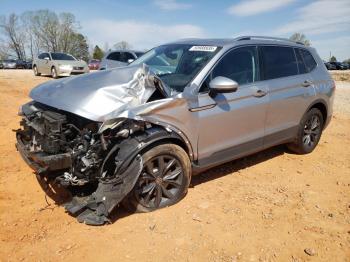  Salvage Volkswagen Tiguan