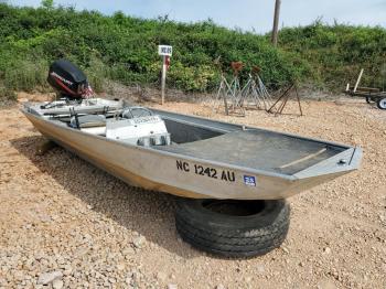  Salvage Bass Tracker