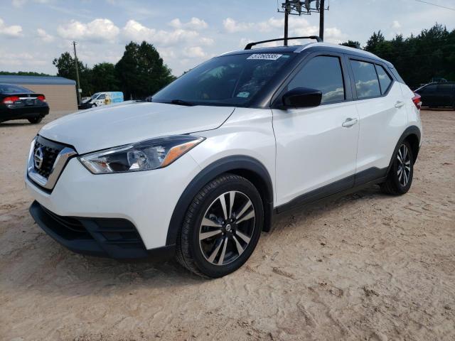 Salvage Nissan Kicks