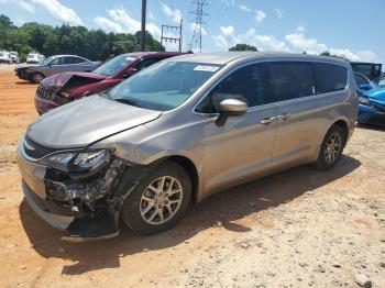  Salvage Chrysler Pacifica