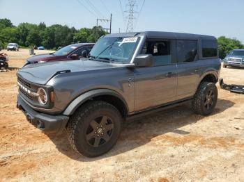  Salvage Ford Bronco