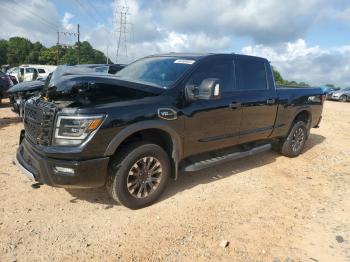  Salvage Nissan Titan