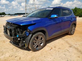  Salvage Kia Seltos