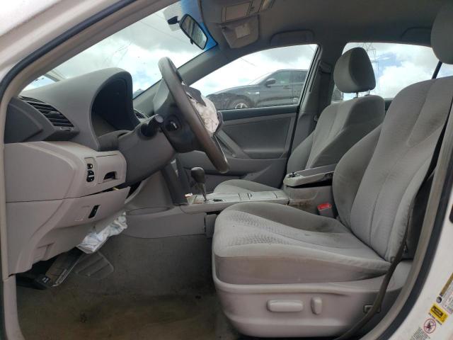 Toyota Camry Base Image 2