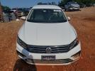 Volkswagen Passat R-line Image 4