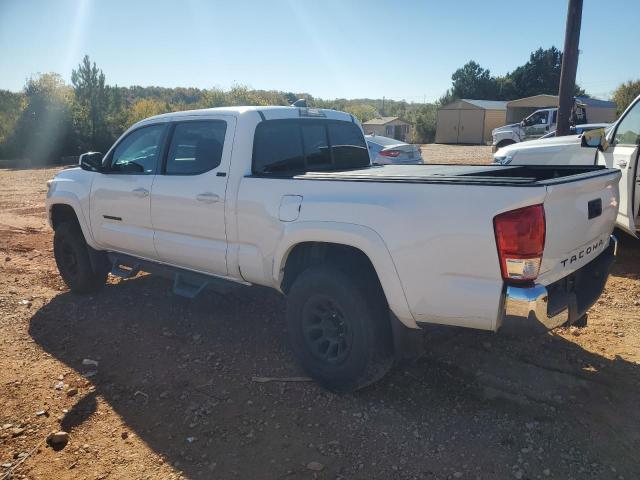 Toyota Tacoma Double Cab Image 11