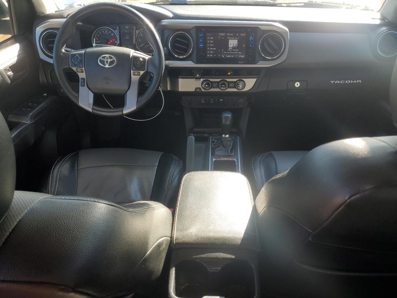 Toyota Tacoma Double Cab Image 6