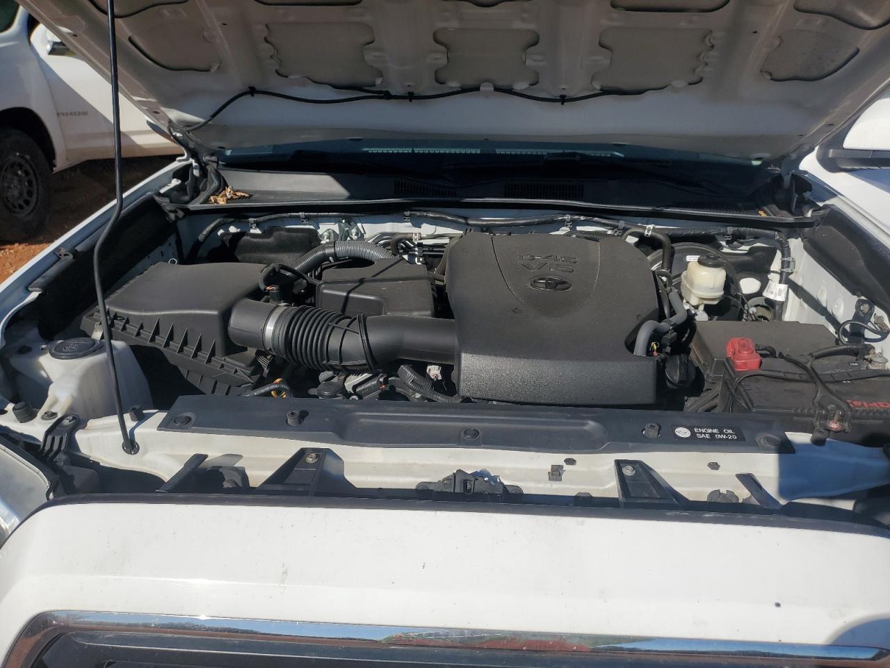 Toyota Tacoma Double Cab Image 8