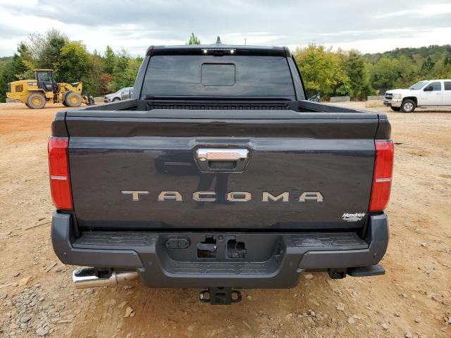 Toyota Tacoma Double Cab Image 2
