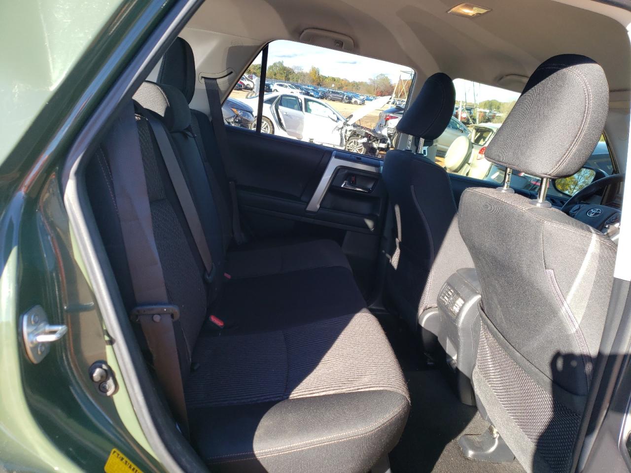 Toyota 4Runner Sr5/sr5 Premium Image 2