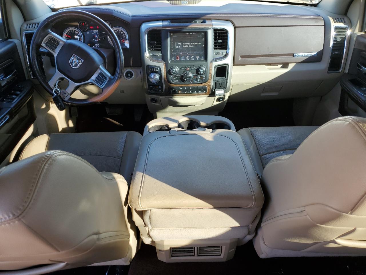 Ram 1500 Laramie Image 11