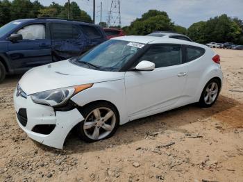  Salvage Hyundai VELOSTER