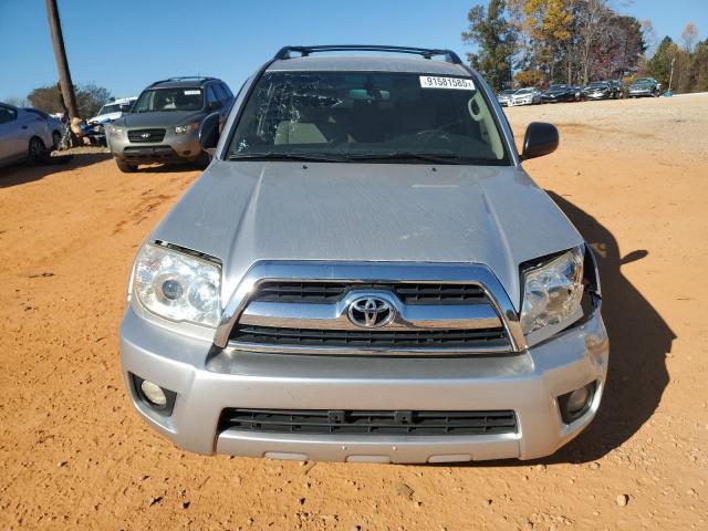 Toyota 4Runner Sr5 Image 8