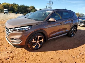  Salvage Hyundai TUCSON