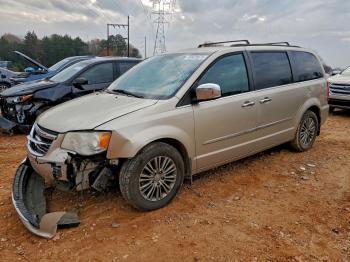  Salvage Chrysler Minivan
