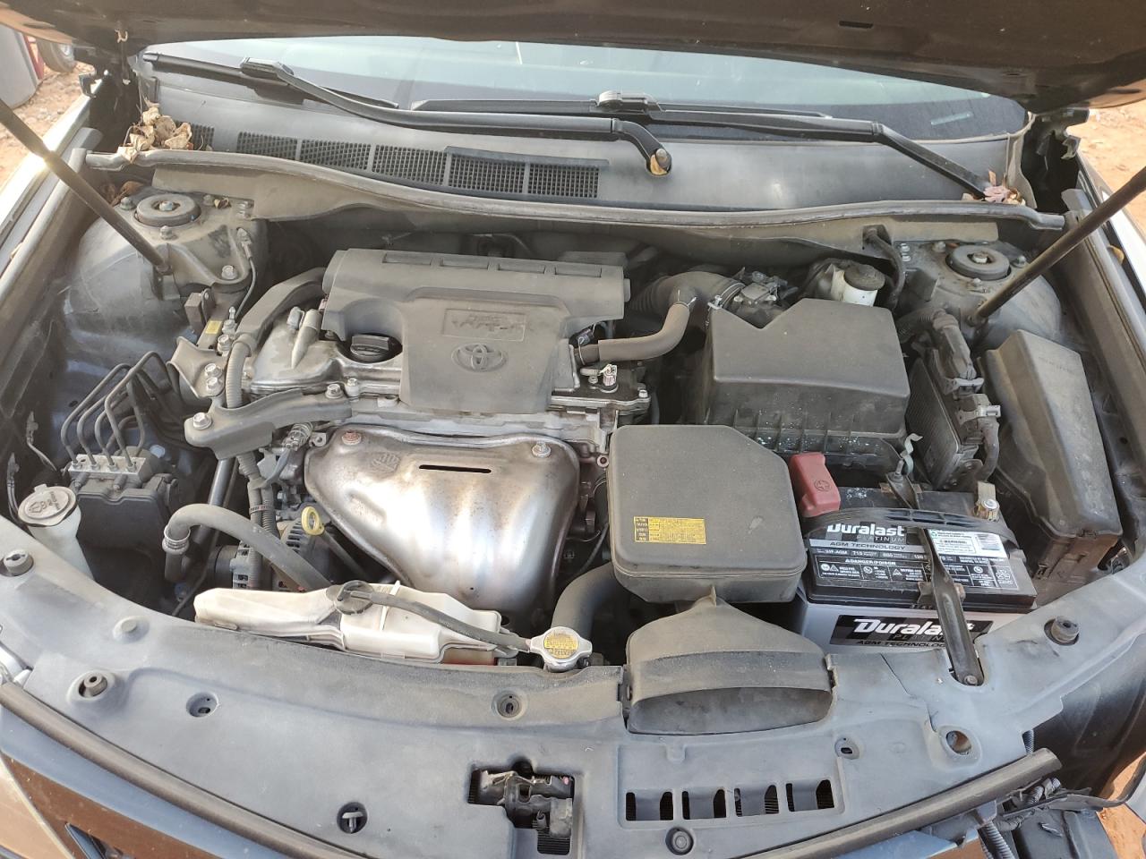 Toyota Camry L Image 9