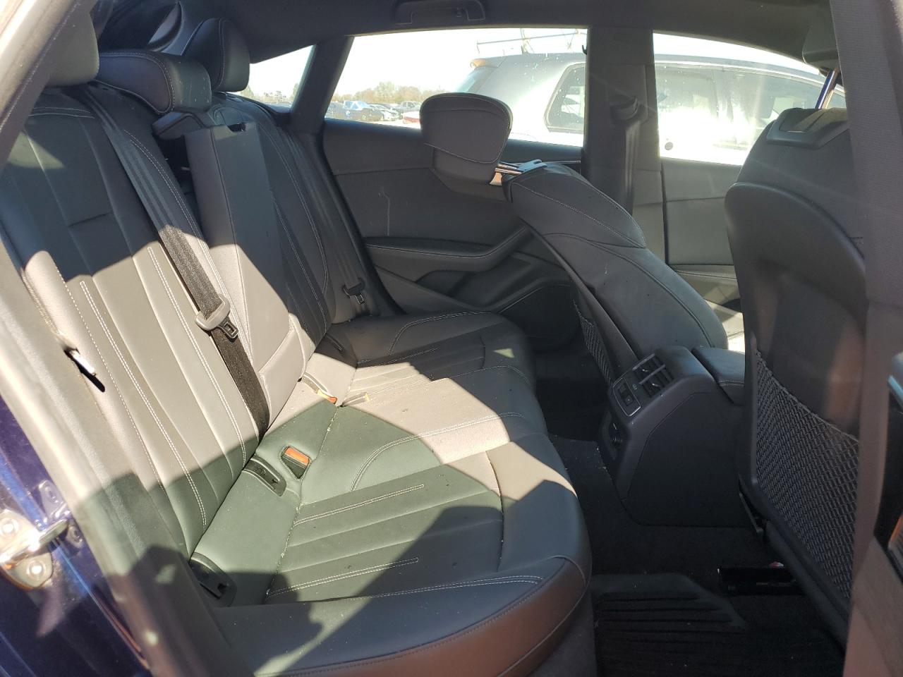 Audi A5 Premium Plus 45 Image 6