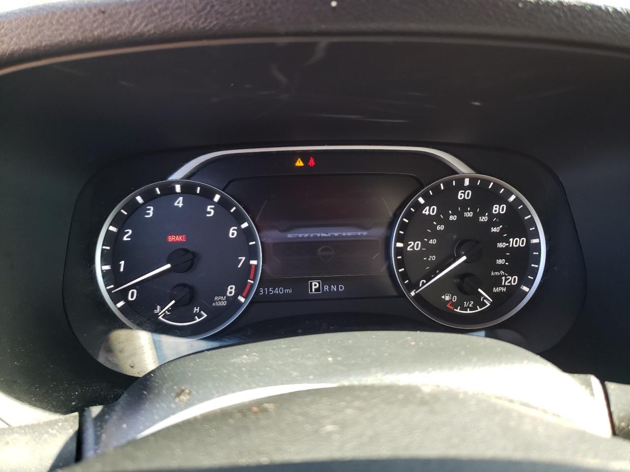 Nissan Frontier S Image 9