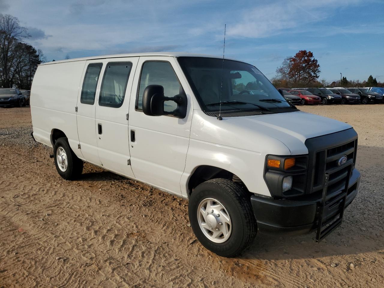 Ford Econoline E250 Van Image 6