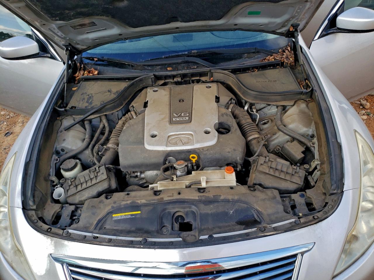 INFINITI G37 Base Image 11