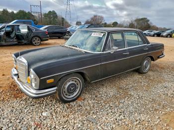  Salvage Mercedes-Benz 280-Class