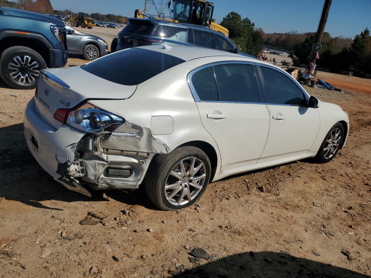 INFINITI G37 Image 11