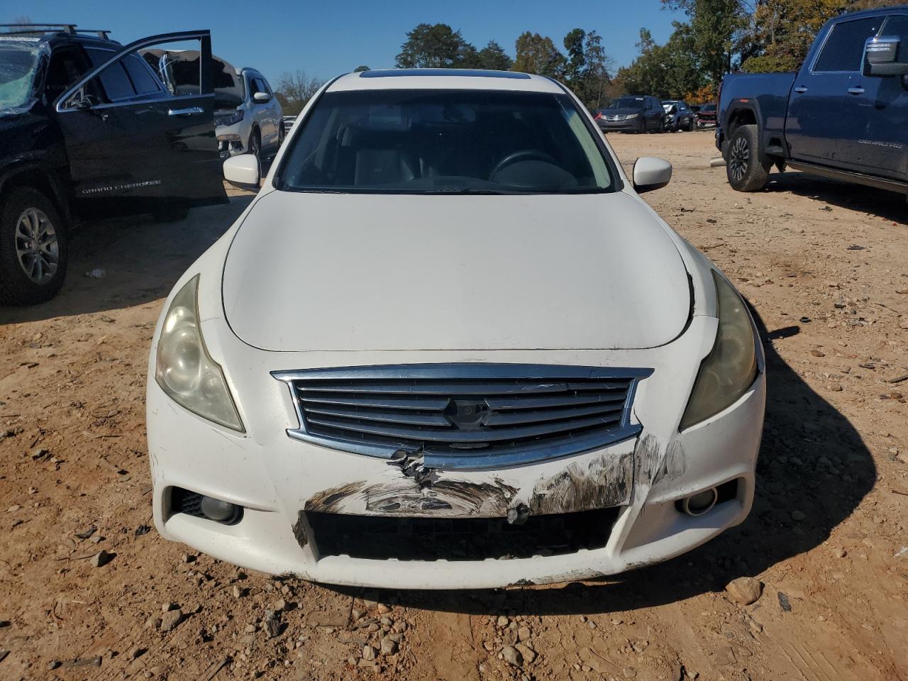 INFINITI G37 Image 7