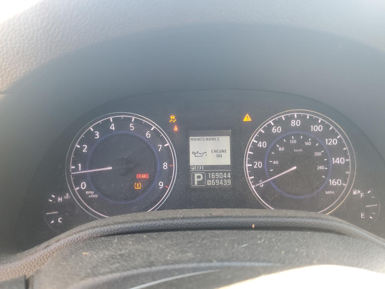 INFINITI G37 Image 12