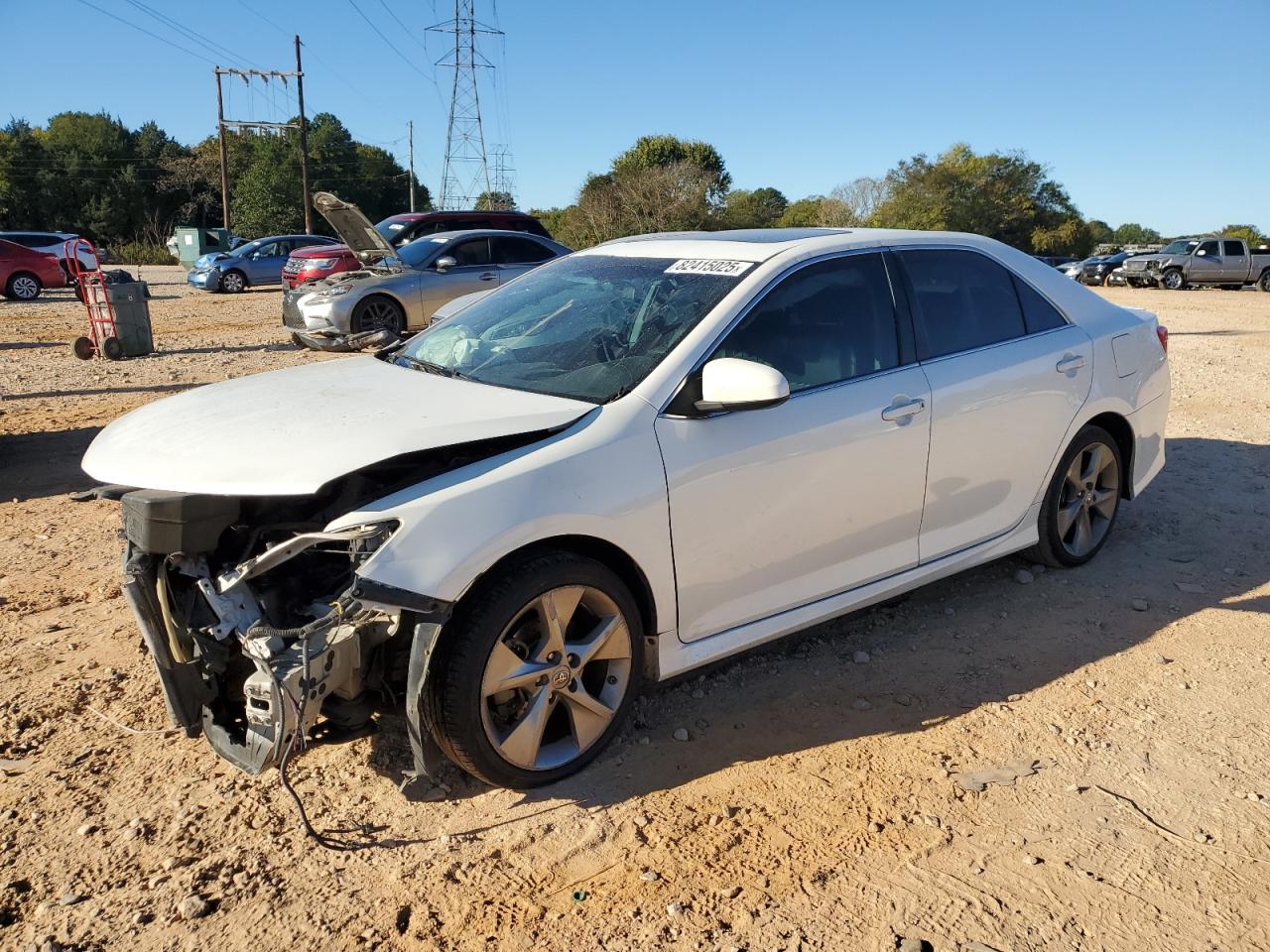 Toyota Camry Base Image 1