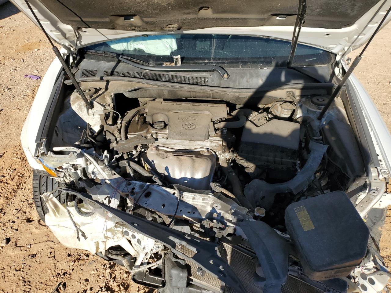 Toyota Camry Base Image 5