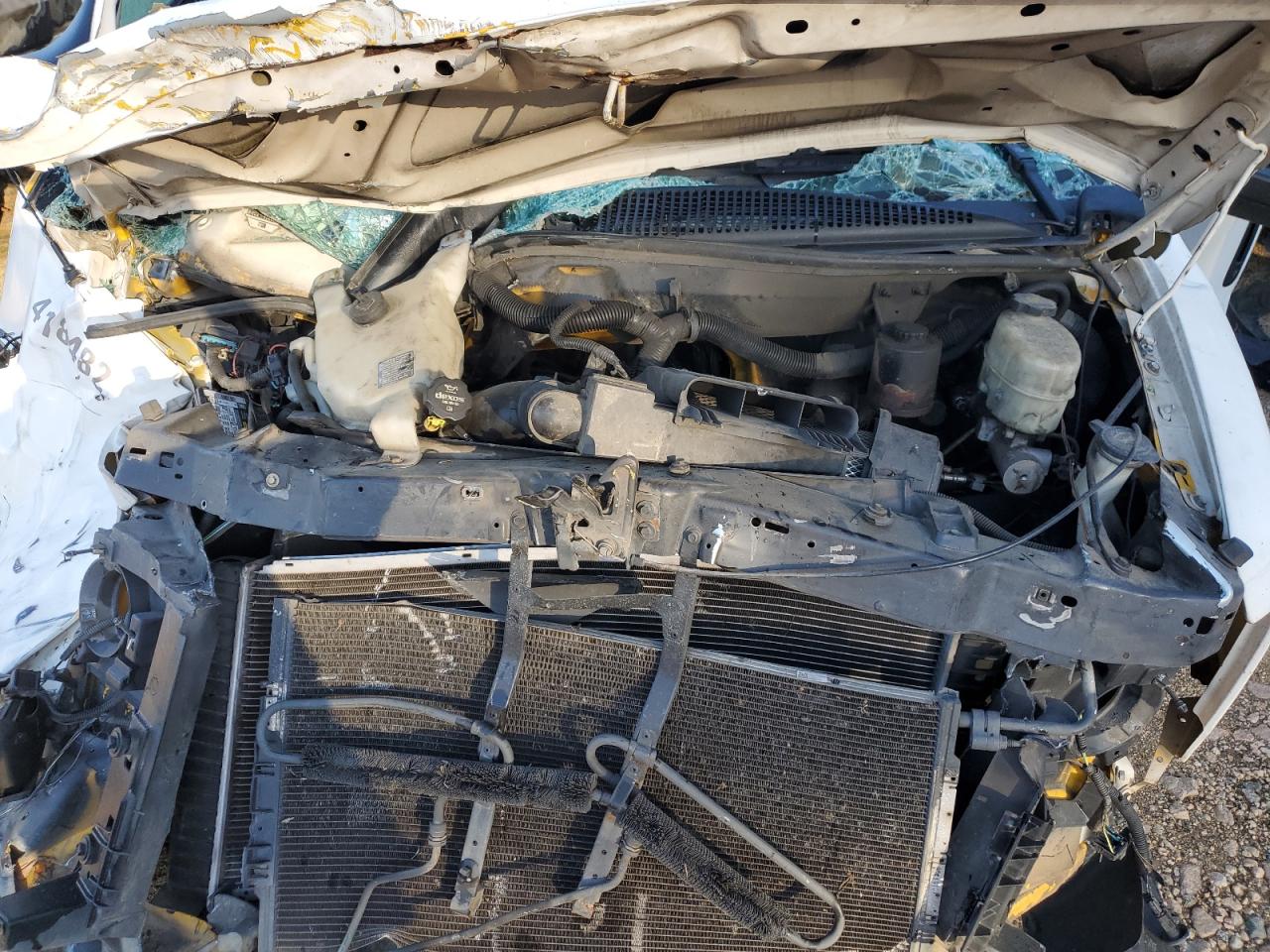 GMC Savana Cutaway G3500 Image 13