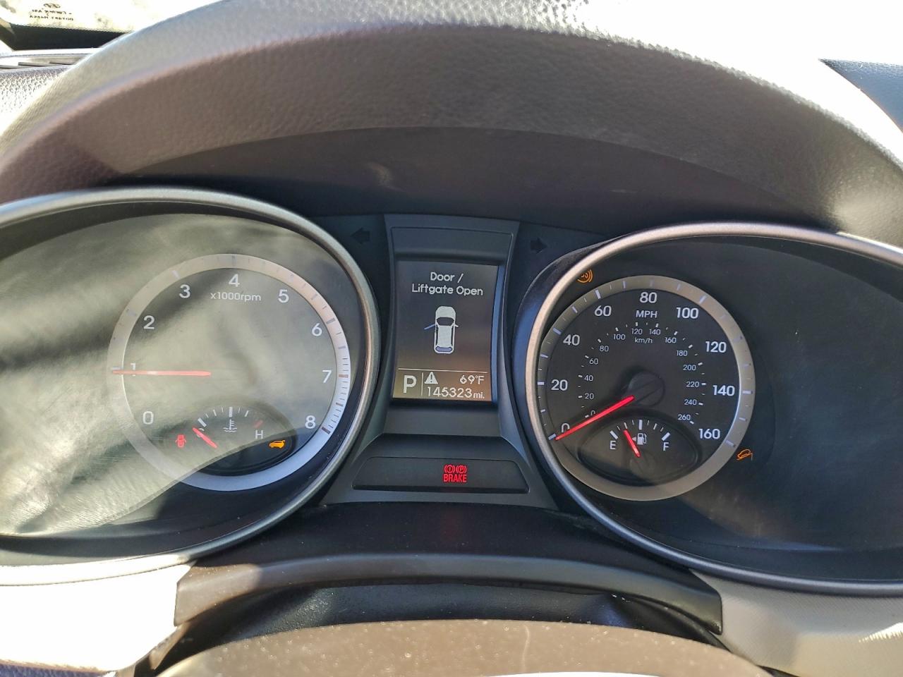 Hyundai SANTA FE Image 11