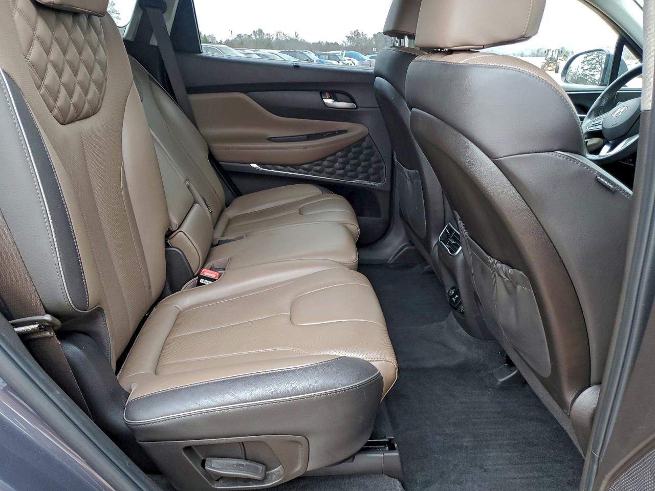 Hyundai SANTA FE Limited Image 8