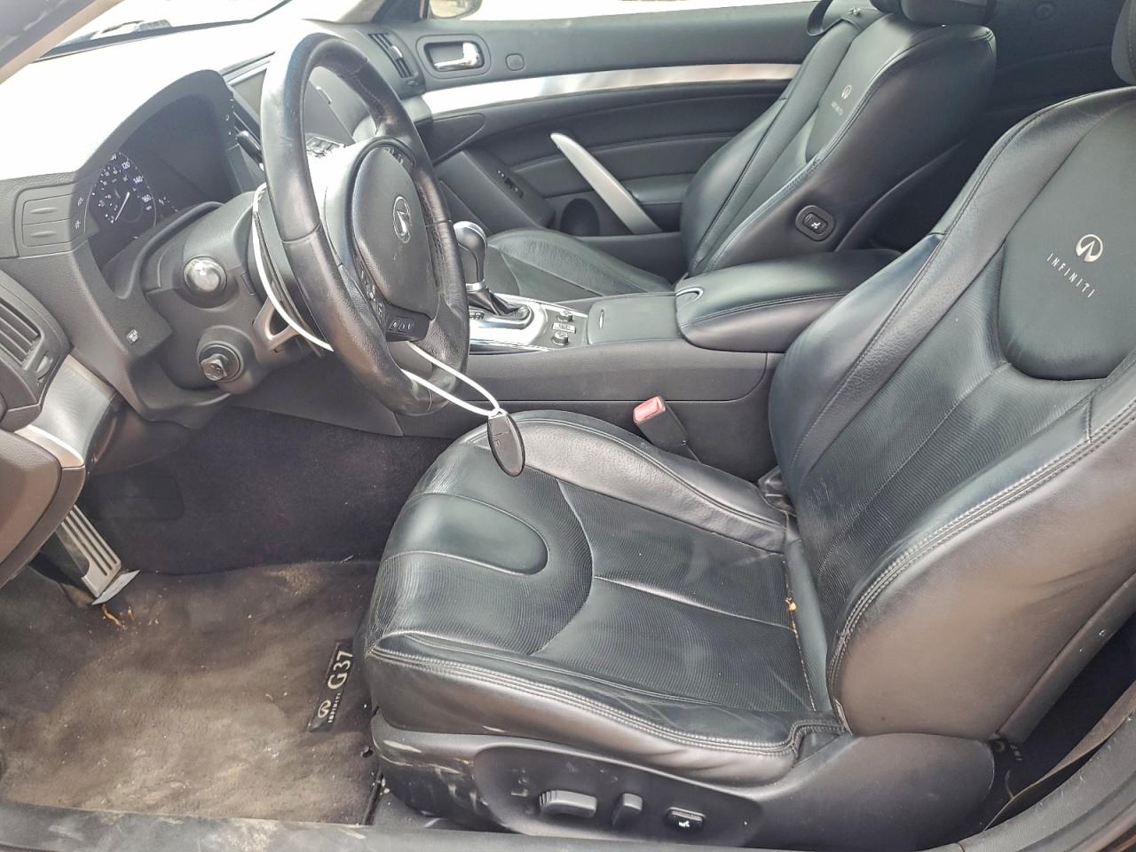 INFINITI G37 Sport Image 11