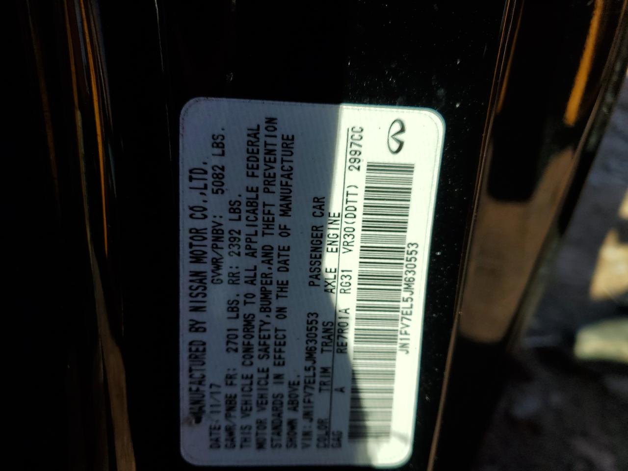 INFINITI Q60 Red Sport 400 Image 12